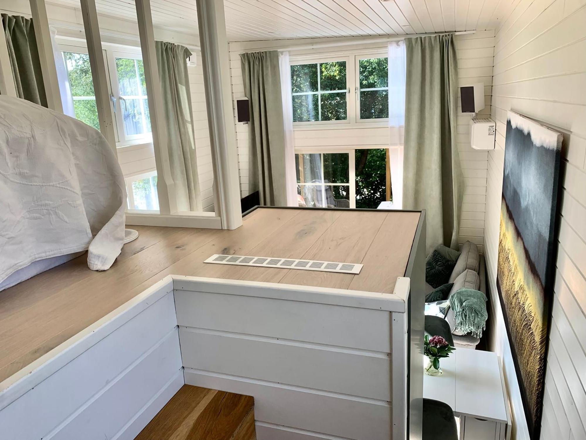 Strandnaera, Pergola, P-Plats I Hoellviken Екстериор снимка
